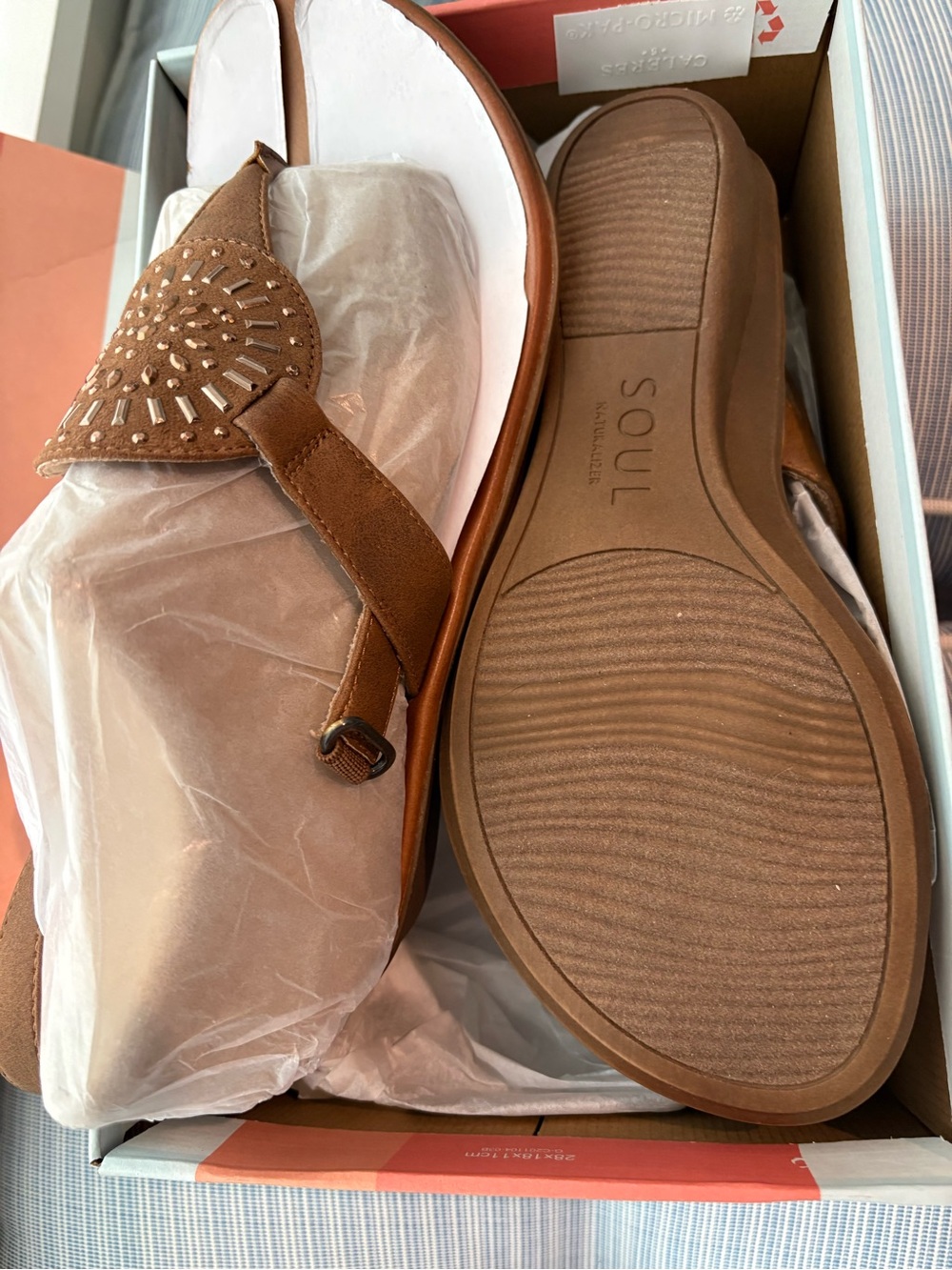 Soul Naturalizer Women’s Tan Embellished Thong Sandals 8.5 wide sparkle